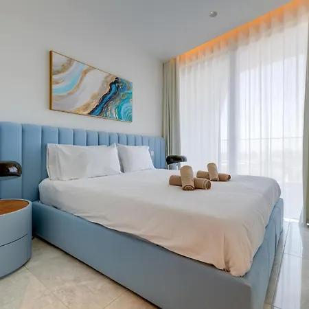 Апартаменты Superlative In Mercury Towers *