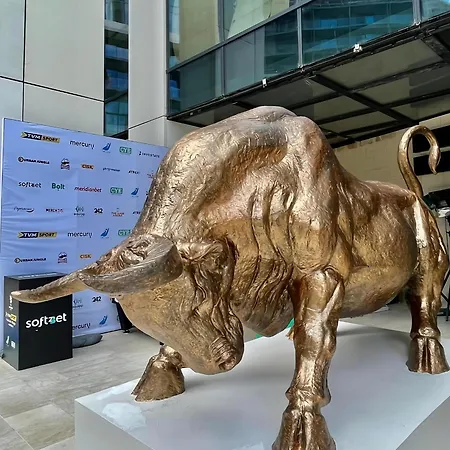 Superlative In Mercury Towers Apartamento *