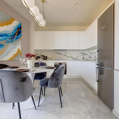 Apartamento Superlative In Mercury Towers San Julián