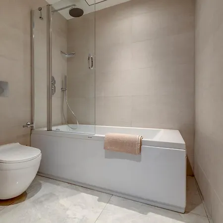 Apartamento Superlative In Mercury Towers