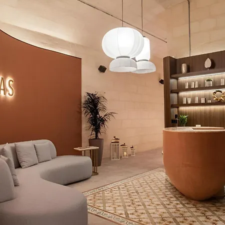 Superlative In Mercury Towers Saint Julian's