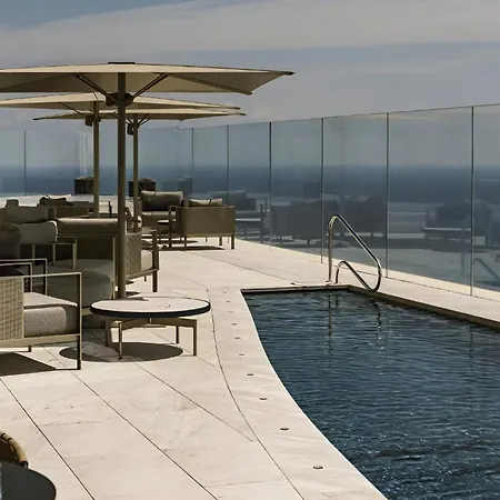 Superlative In Mercury Towers アパート